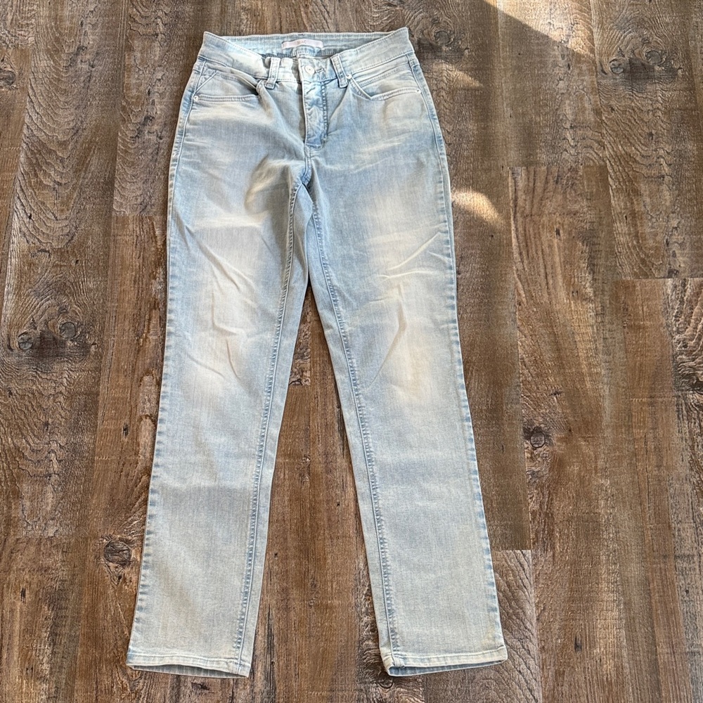 MAC Jeans | Straight Leg Jeans